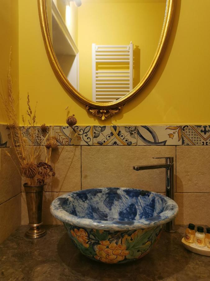 Dimora Lecerf Hotel Palermo Exterior photo